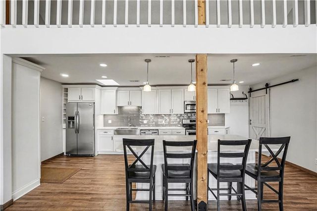 13319 Darlin Drive, Smithville, MO 64089