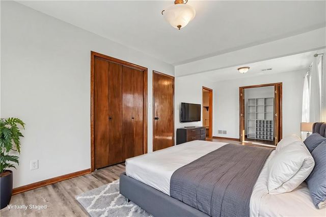 13319 Darlin Drive, Smithville, MO 64089