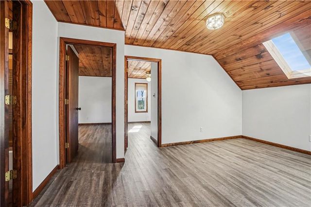 13319 Darlin Drive, Smithville, MO 64089