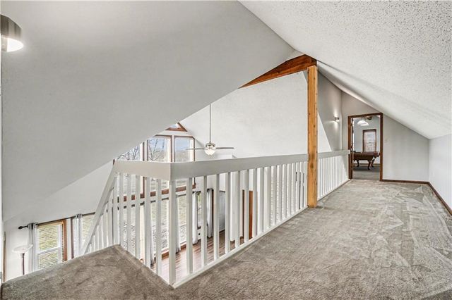 13319 Darlin Drive, Smithville, MO 64089