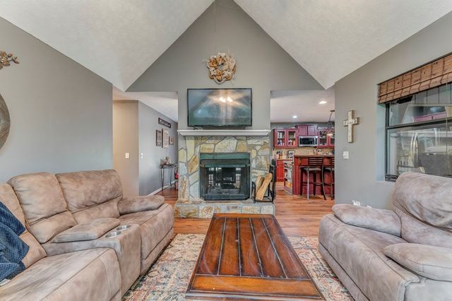 264 Fox Den Circle, Jasper, GA 30143