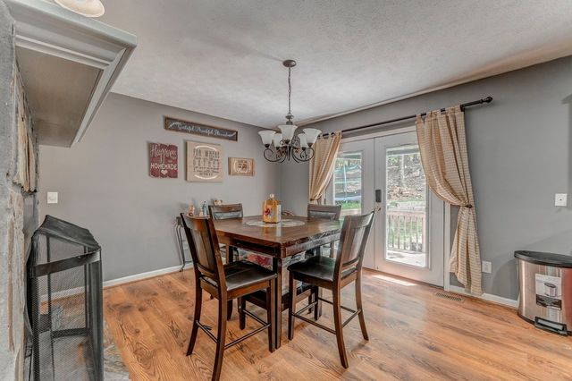 264 Fox Den Circle, Jasper, GA 30143