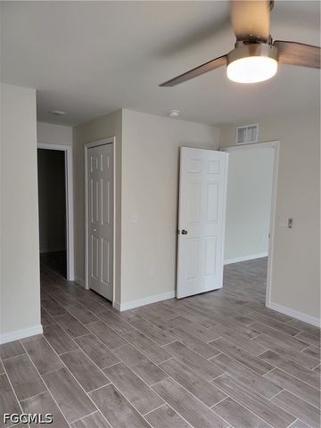 1714 NE 10th LN, Cape Coral, FL 33909