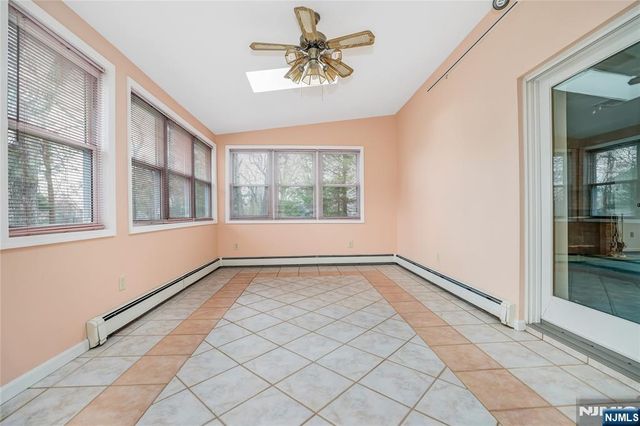 31 Collins Avenue, Closter, NJ 07624