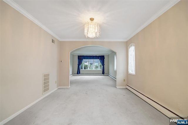 31 Collins Avenue, Closter, NJ 07624