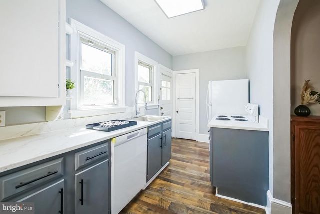 308 S ILLINOIS AVE, Martinsburg, WV 25401