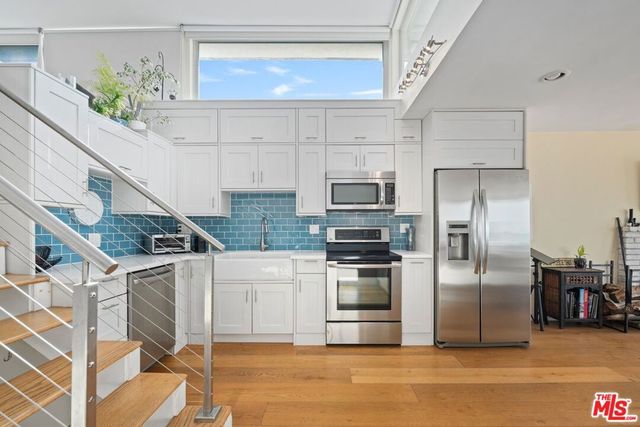 7 Fleet Street 201, Marina Del Rey, CA 90292