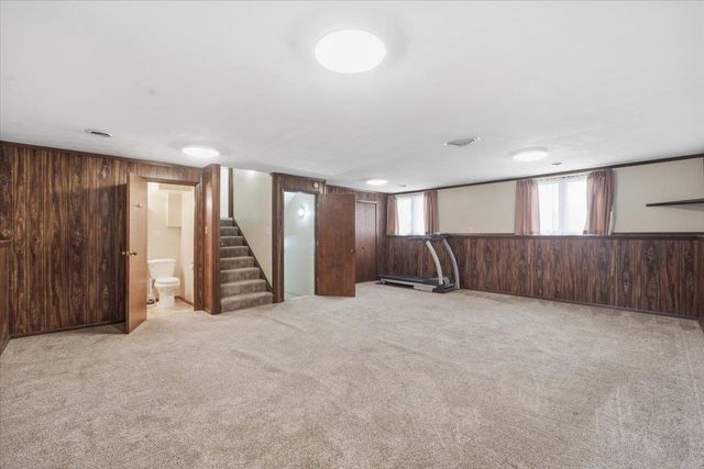 215 River Forest Road, Evansdale, IA 50707