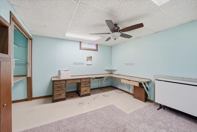 215 River Forest Road, Evansdale, IA 50707