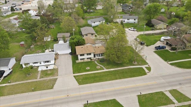 215 River Forest Road, Evansdale, IA 50707
