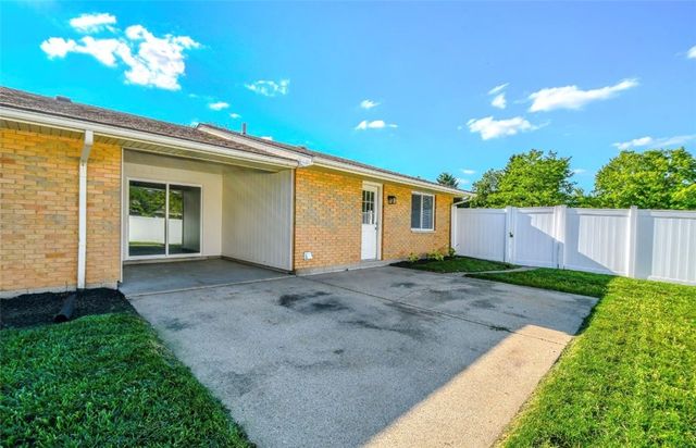 2276 Brookpark Drive, Kettering, OH 45440