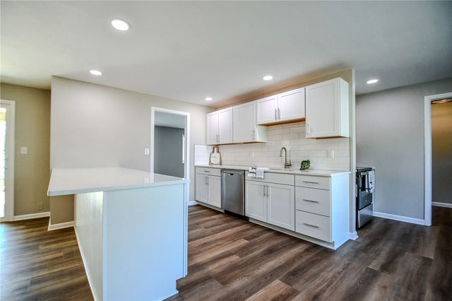 2276 Brookpark Drive, Kettering, OH 45440
