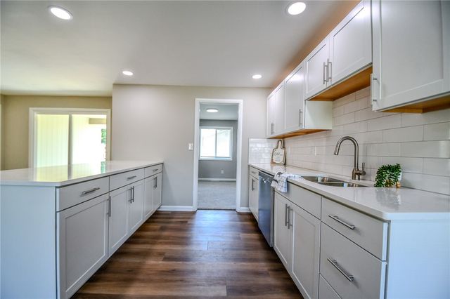 2276 Brookpark Drive, Kettering, OH 45440