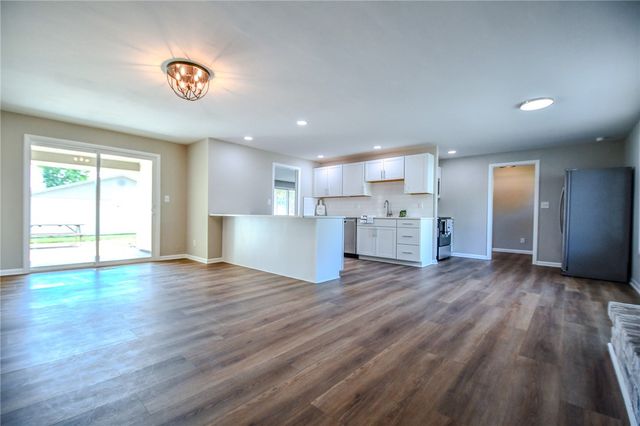 2276 Brookpark Drive, Kettering, OH 45440