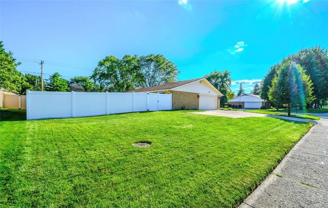 2276 Brookpark Drive, Kettering, OH 45440