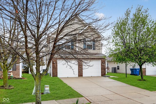 15472 Old Pond Circle, Noblesville, IN 46060