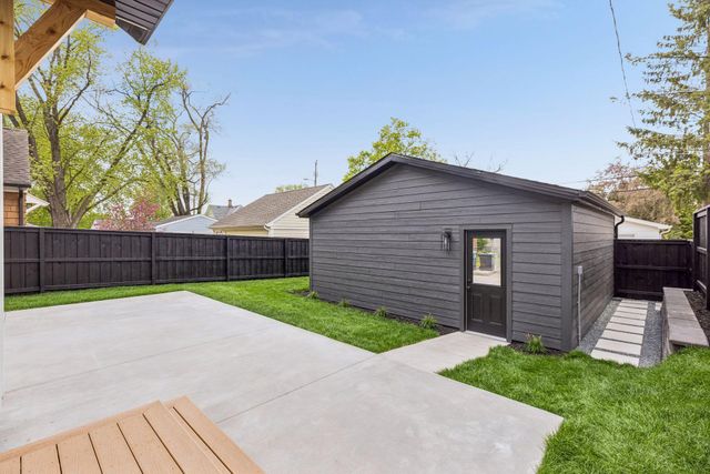 5308 Ewing Avenue S, Minneapolis, MN 55410
