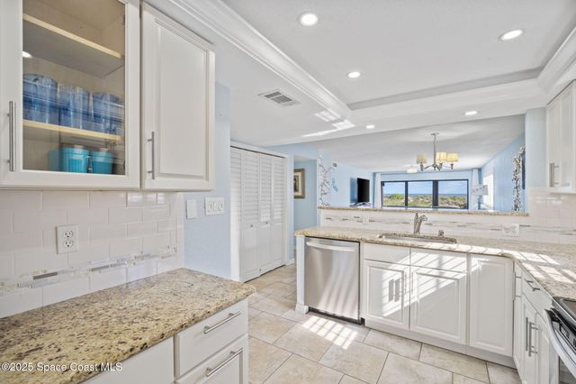 1305 S Atlantic Avenue 110, Cocoa Beach, FL 32931