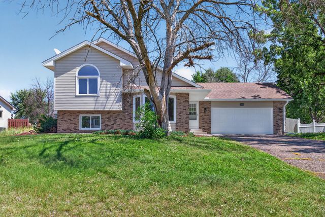 12365 Jonquil Street NW, Coon Rapids, MN 55433