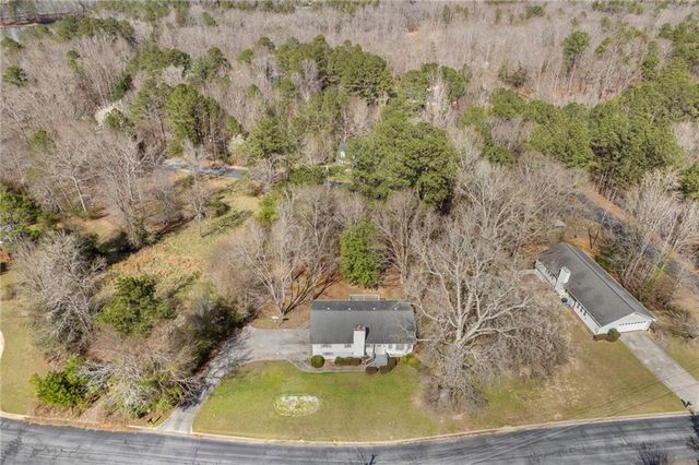 2203 Clarendon NE Court, Conyers, GA 30012