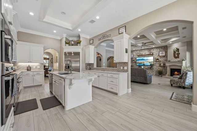 9019 Stone Oak Drive, Montgomery, TX 77316