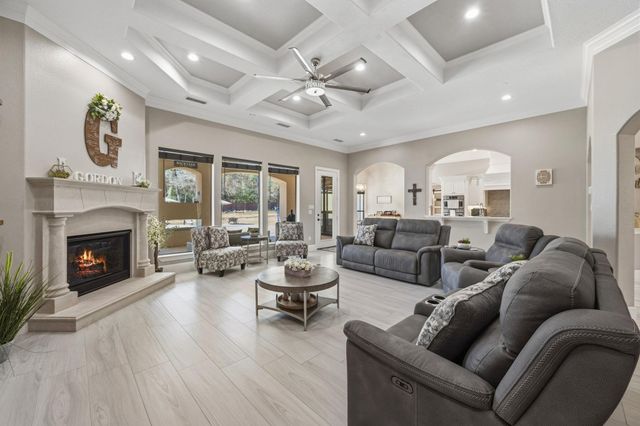 9019 Stone Oak Drive, Montgomery, TX 77316