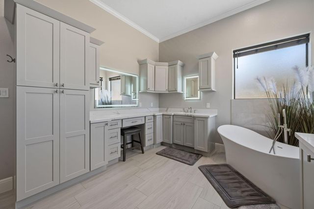 9019 Stone Oak Drive, Montgomery, TX 77316