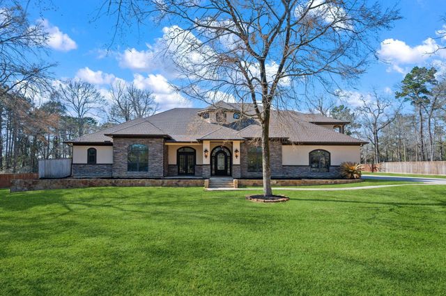 9019 Stone Oak Drive, Montgomery, TX 77316