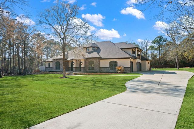 9019 Stone Oak Drive, Montgomery, TX 77316