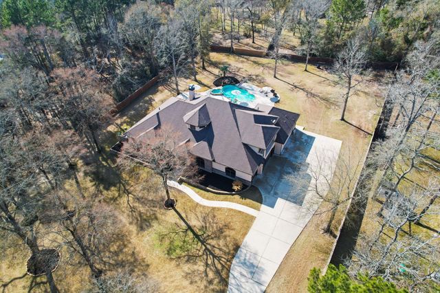 9019 Stone Oak Drive, Montgomery, TX 77316