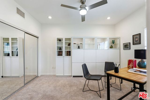 5016 Bakman Avenue 401, North Hollywood, CA 91601