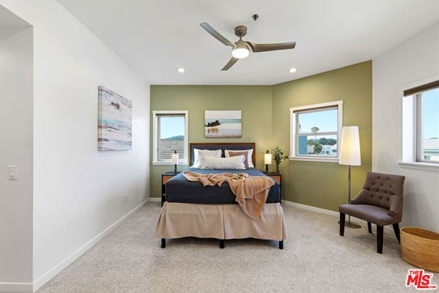 5016 Bakman Avenue 401, North Hollywood, CA 91601