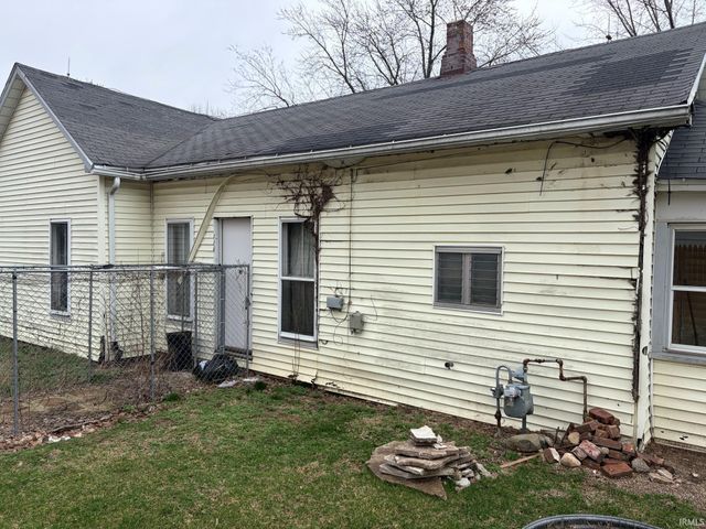 106 W Front Street, New Carlisle, IN 46552