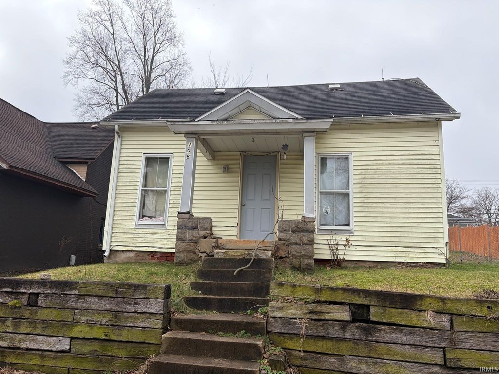 106 W Front Street, New Carlisle, IN 46552