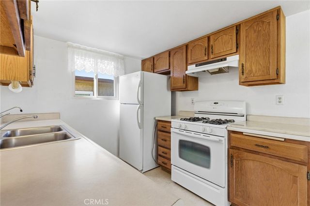 618 Queenanne Road, Paso Robles, CA 93446