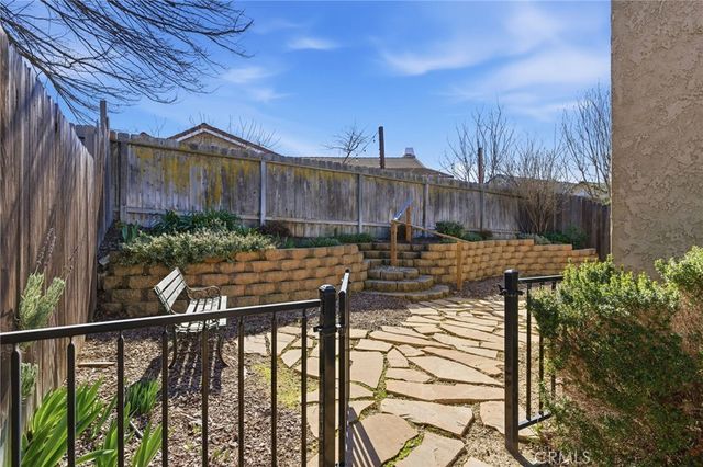 618 Queenanne Road, Paso Robles, CA 93446