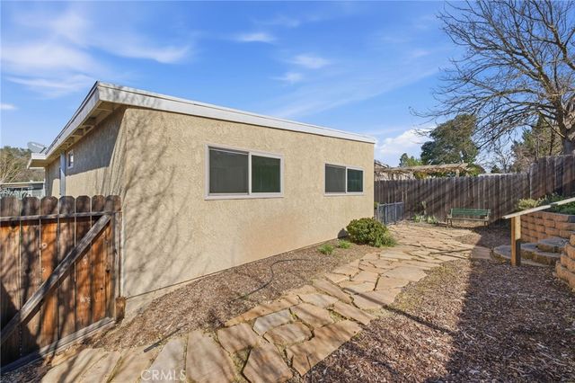 618 Queenanne Road, Paso Robles, CA 93446