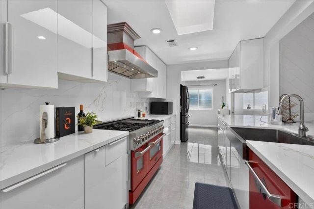 4789 Andalusia Avenue, San Diego, CA 92117