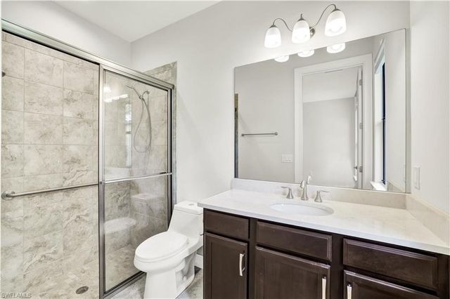 1621 Songbird CT, Naples, FL 34120