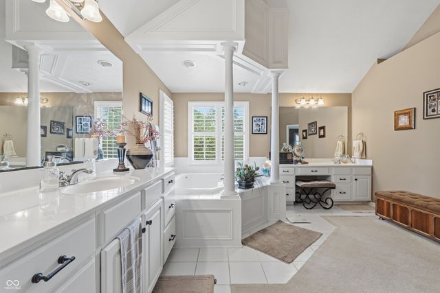 13221 Griffin Run, Carmel, IN 46033