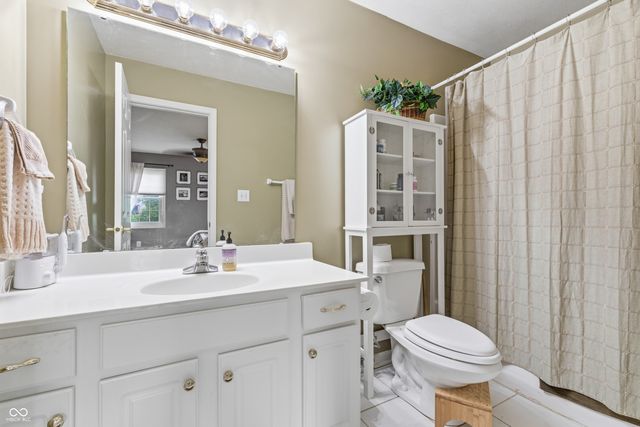 13221 Griffin Run, Carmel, IN 46033