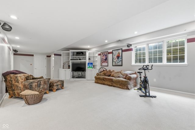 13221 Griffin Run, Carmel, IN 46033