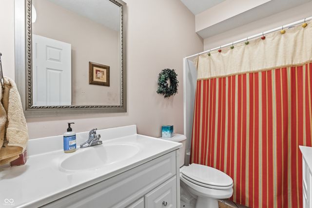 13221 Griffin Run, Carmel, IN 46033