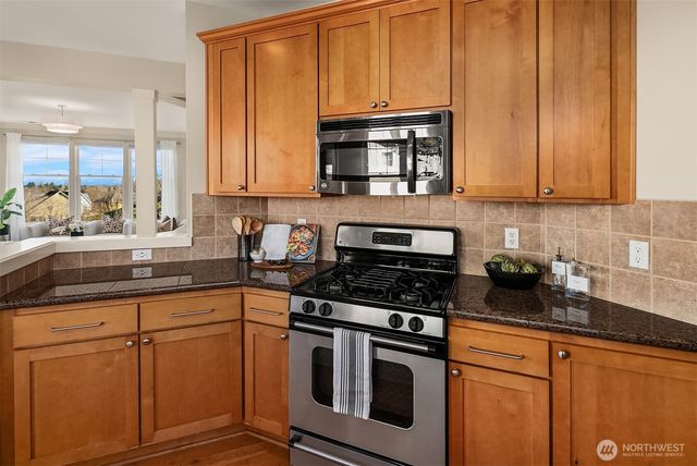 5950 31st Avenue SW, Seattle, WA 98126