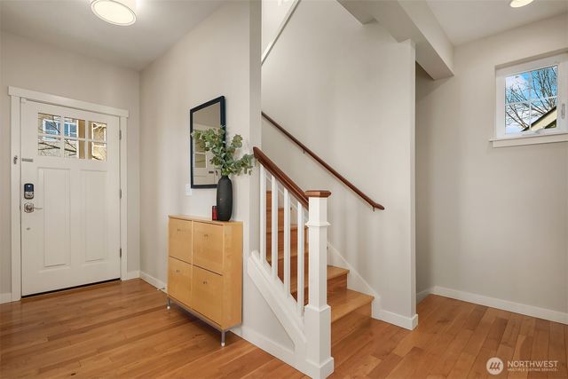 5950 31st Avenue SW, Seattle, WA 98126