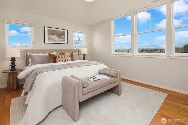 5950 31st Avenue SW, Seattle, WA 98126