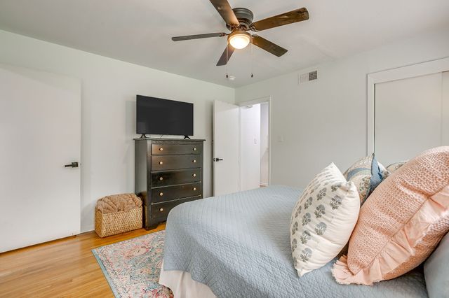 5517 Volder Drive, Fort Worth, TX 76114