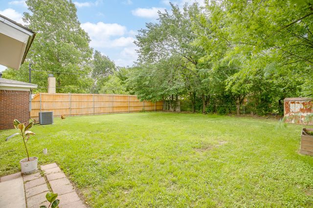 5517 Volder Drive, Fort Worth, TX 76114
