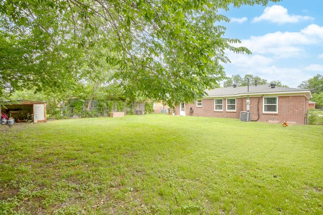 5517 Volder Drive, Fort Worth, TX 76114