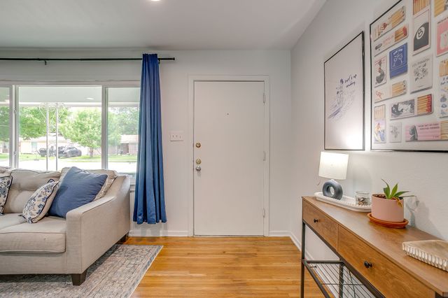 5517 Volder Drive, Fort Worth, TX 76114